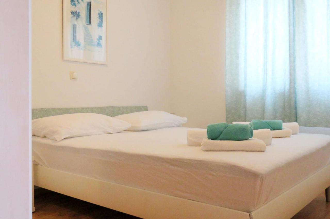 Andrea Apartments 特罗吉尔 外观 照片