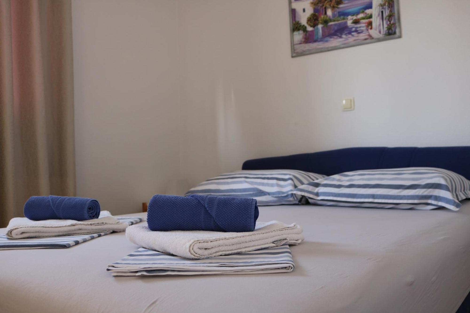 Andrea Apartments 特罗吉尔 外观 照片