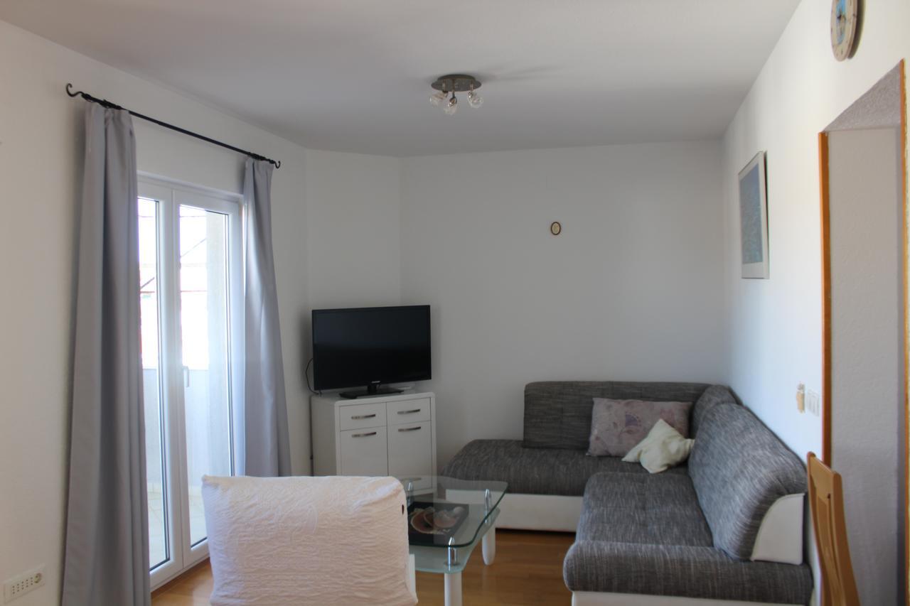 Andrea Apartments 特罗吉尔 外观 照片